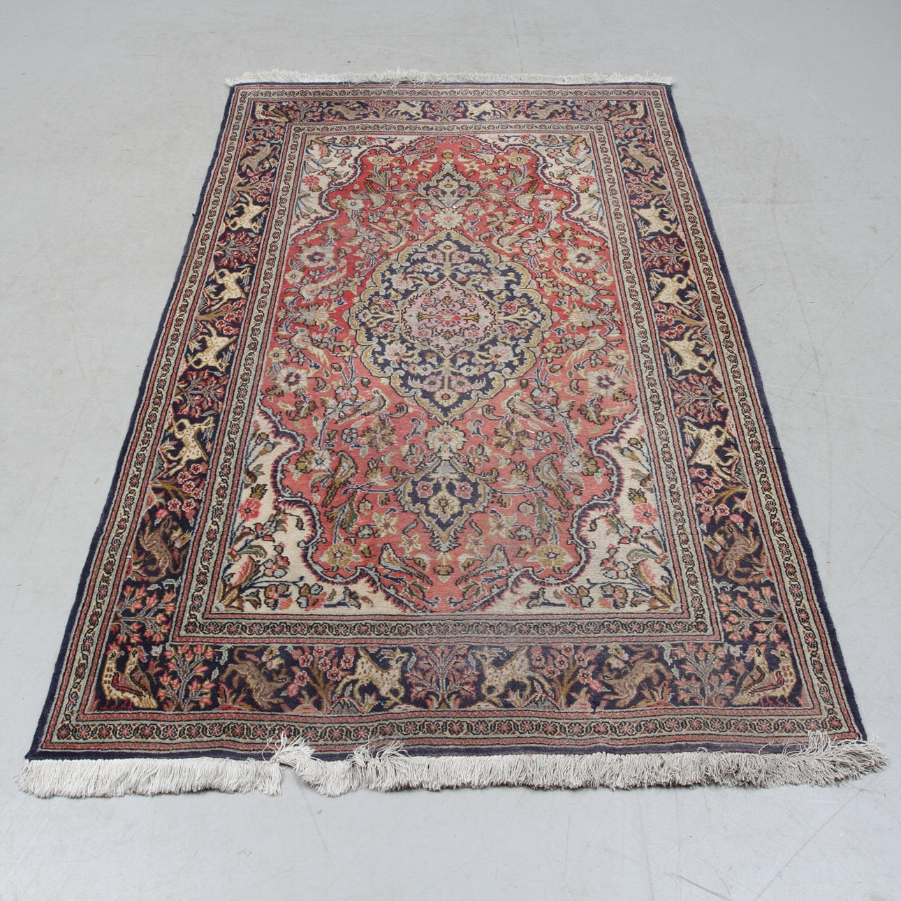 MATTA, orientalisk, ca 172 x 108 cm.
