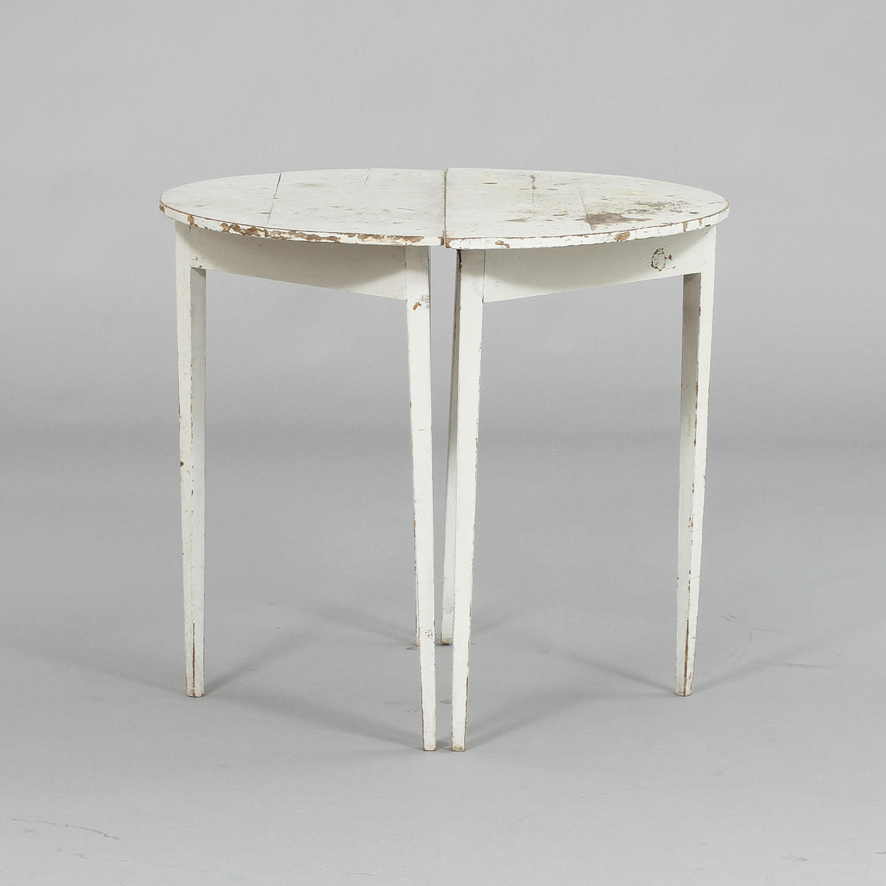 MÅNBORD, sengustavianskt, 1700/1800-tal.