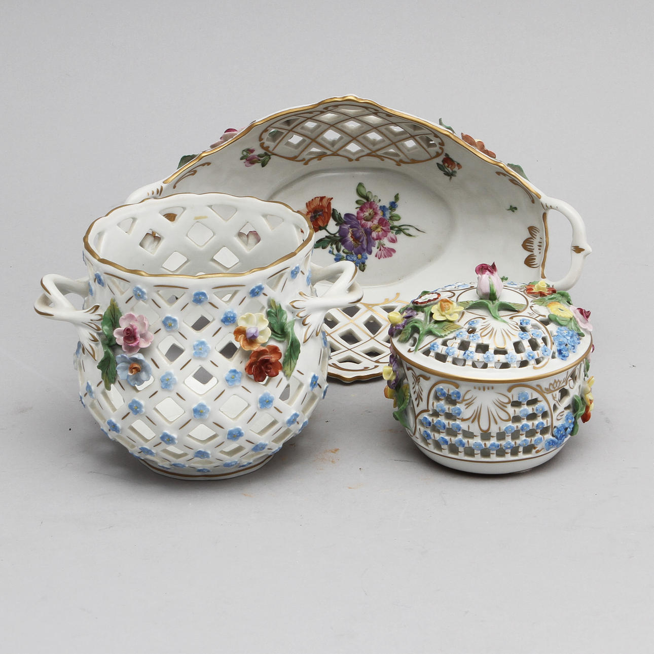 PORSLIN, 3 delar, Dresden, 1900-tal.