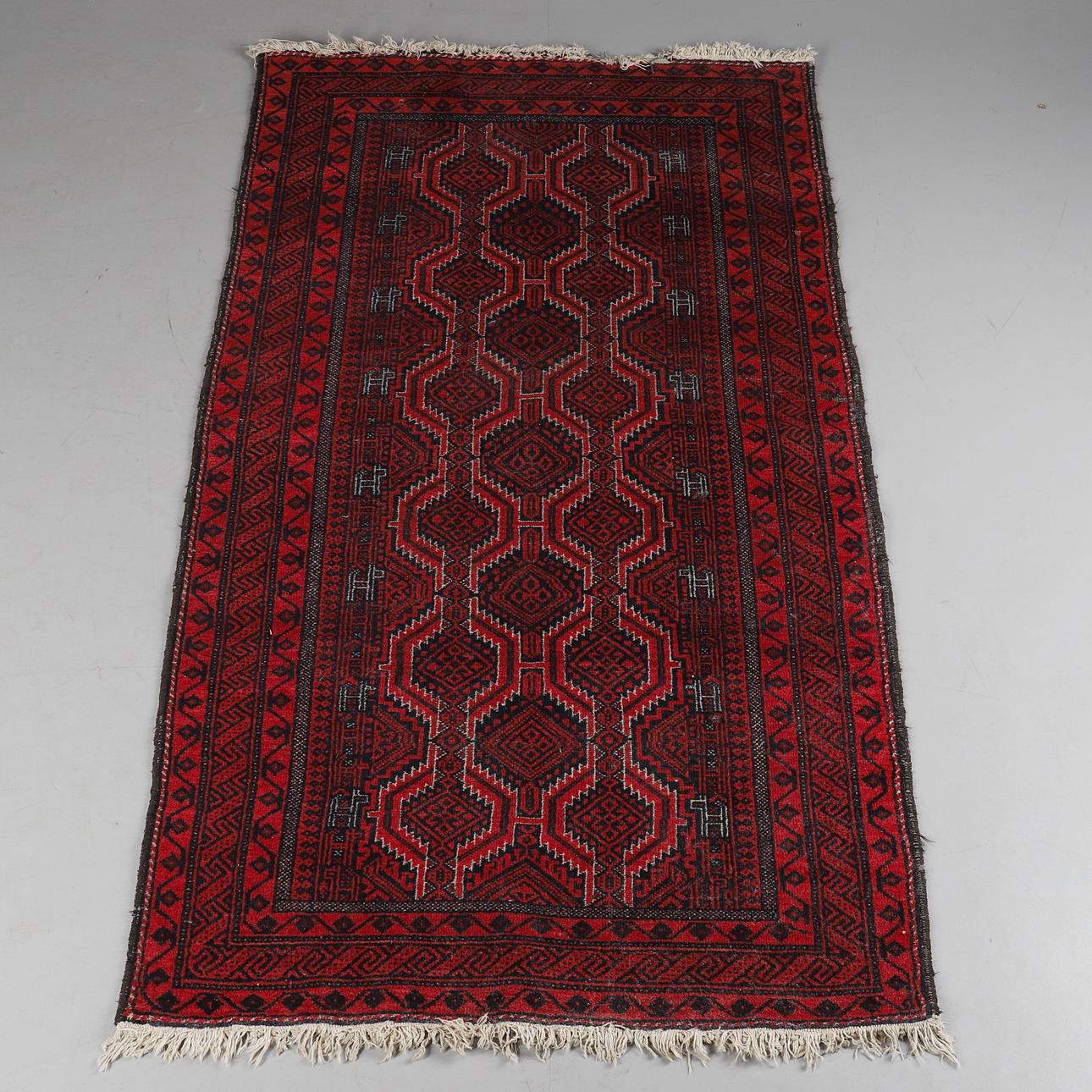 UNA ALFOMBRA BELOUCH.