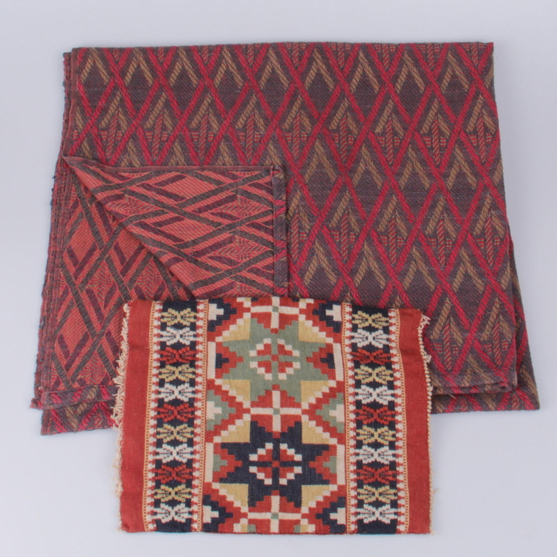 DUK, samt kuddfodral, allmoge, kelim, 1800/1900-tal.