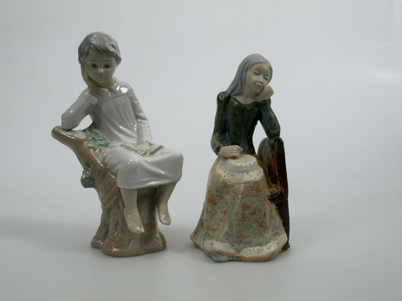 FIGURINER, porslin, 2 stycken, bland annat Lladro.