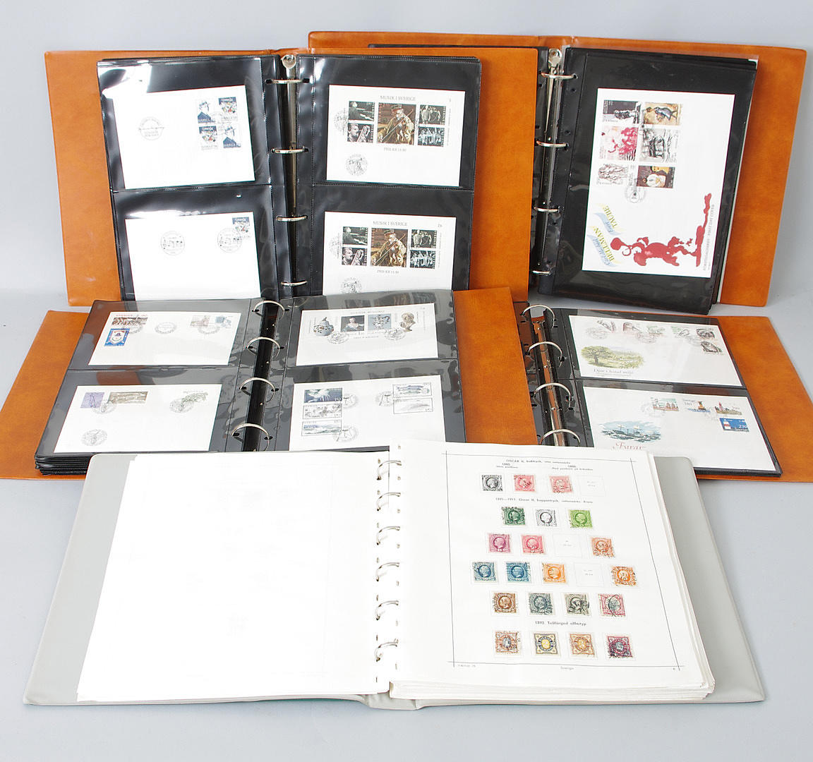 FÖRSTA DAGS BREV- SAMT FRIMÄRKSALBUM.