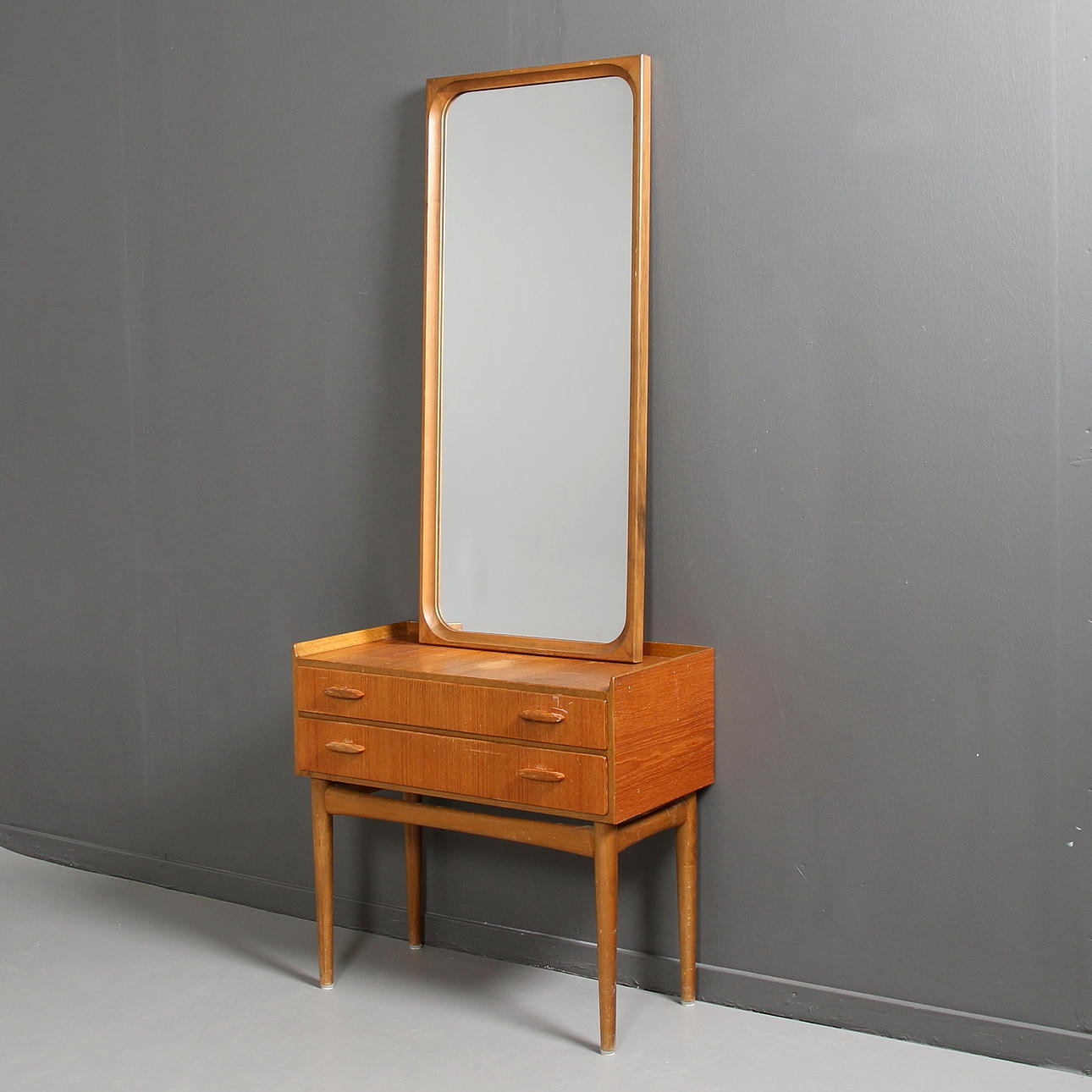 SPEGEL samt BYRÅ, bl.a. ThreeMen. 1950-tal.