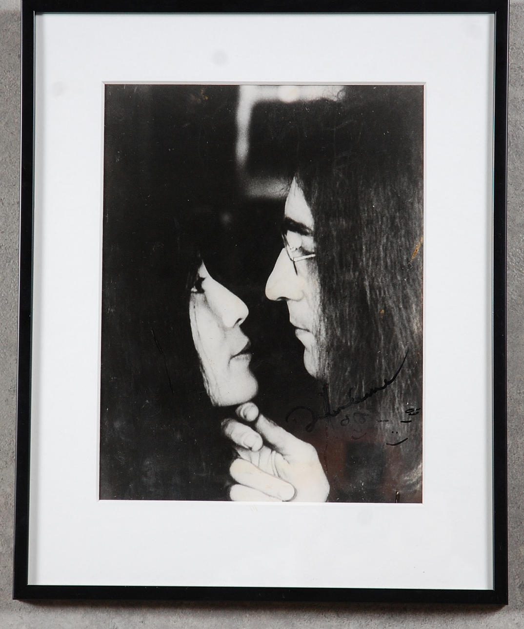 PORTRÄTTBILD, John Lennon och Yoko Ono, bär signatur,John Lennon.