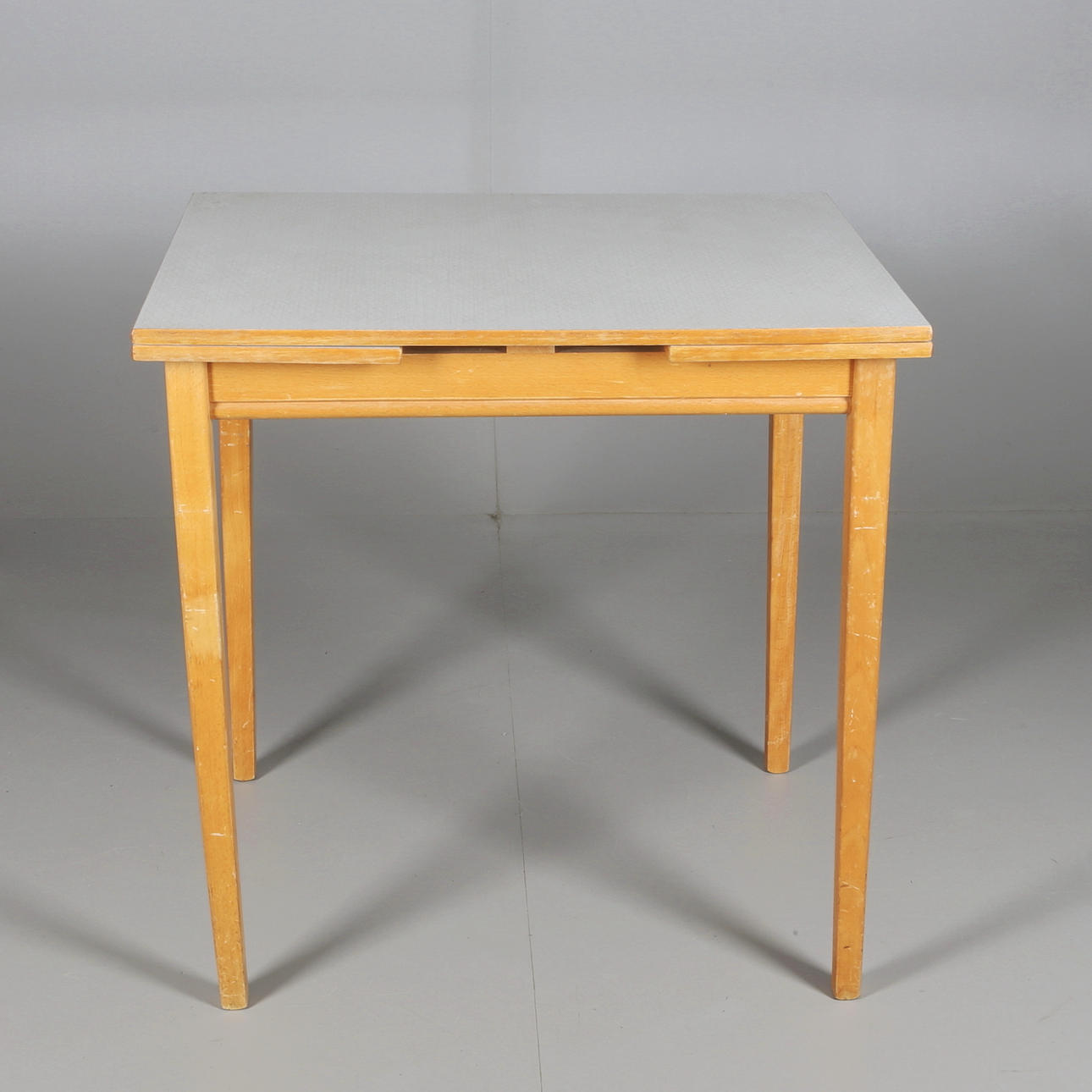 KÖKSBORD, bokunderrede med Perstorpsskiva, 1960 tal.