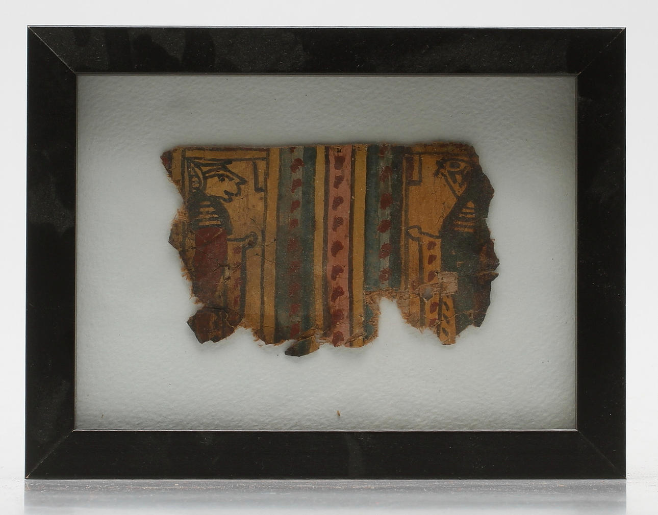 FRAGMENT, troligen från mumiekista, Egypten, möjligen 300 fKr.