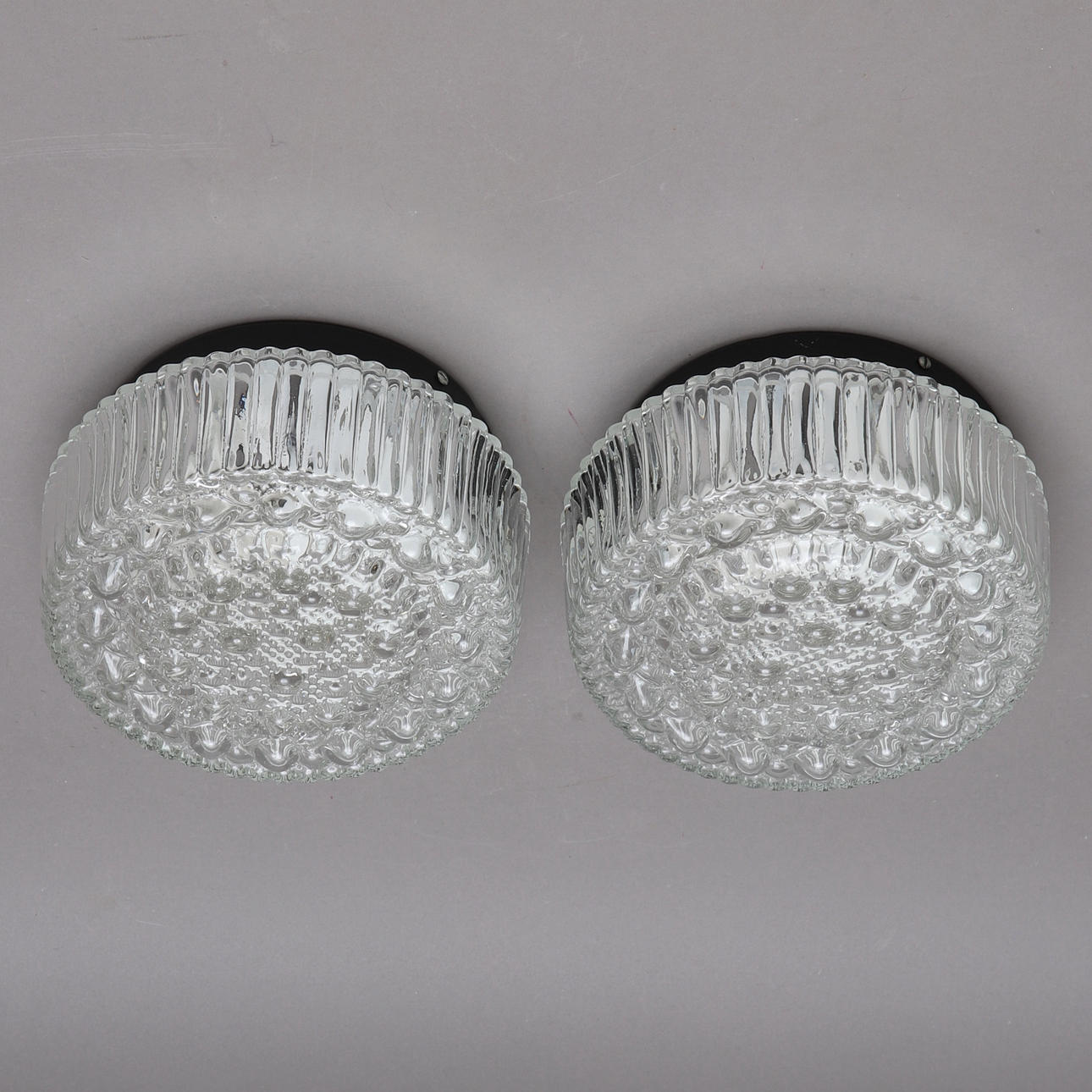 VÄGGPLAFONDER, 2 st, glas & metall.