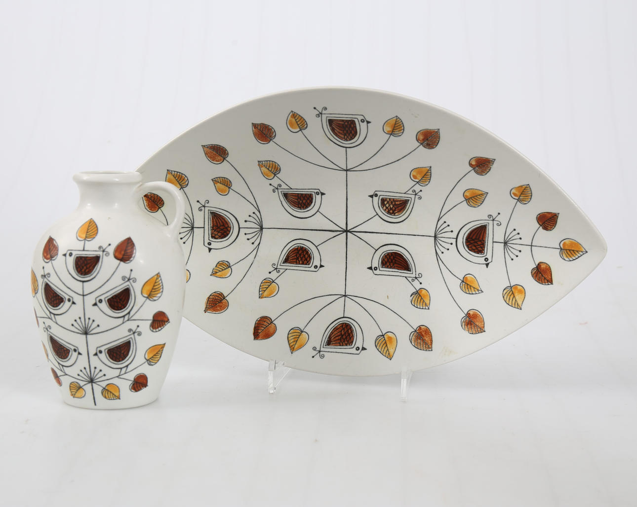 FAT OCH VAS, porslin, "Flykt", Rörstrand.