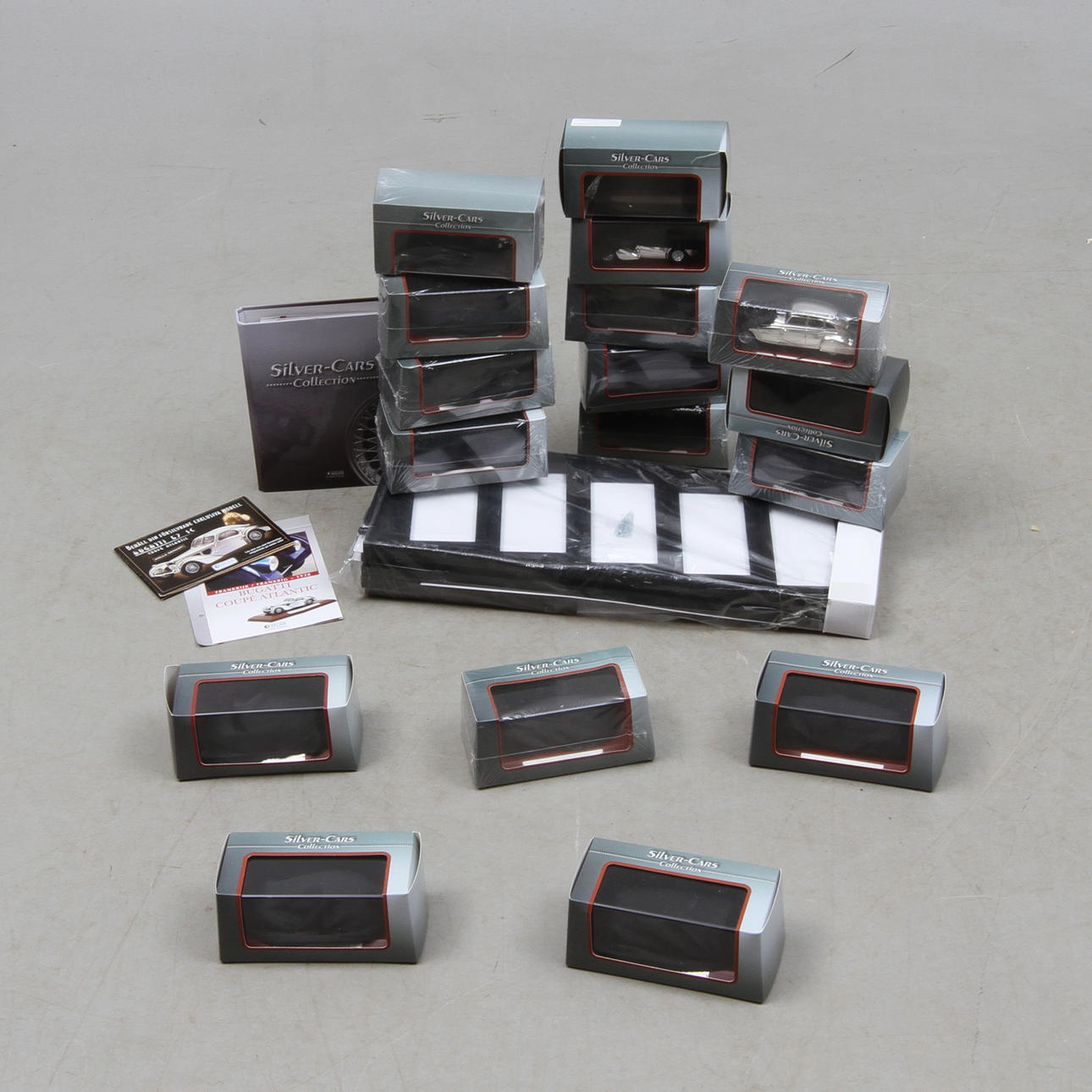 MODELLBILAR SILVER-CARS COLLECTION, Atlas. 17 stycken i originalkartonger med dokumentation.