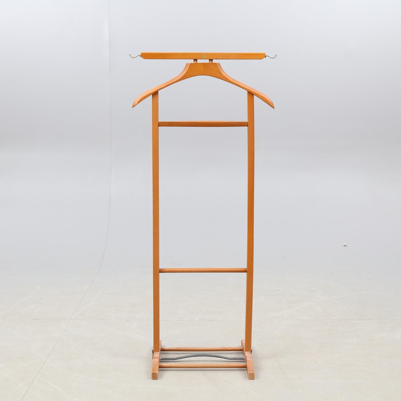 HERRBETJÄNT. Brevettato, Italien.