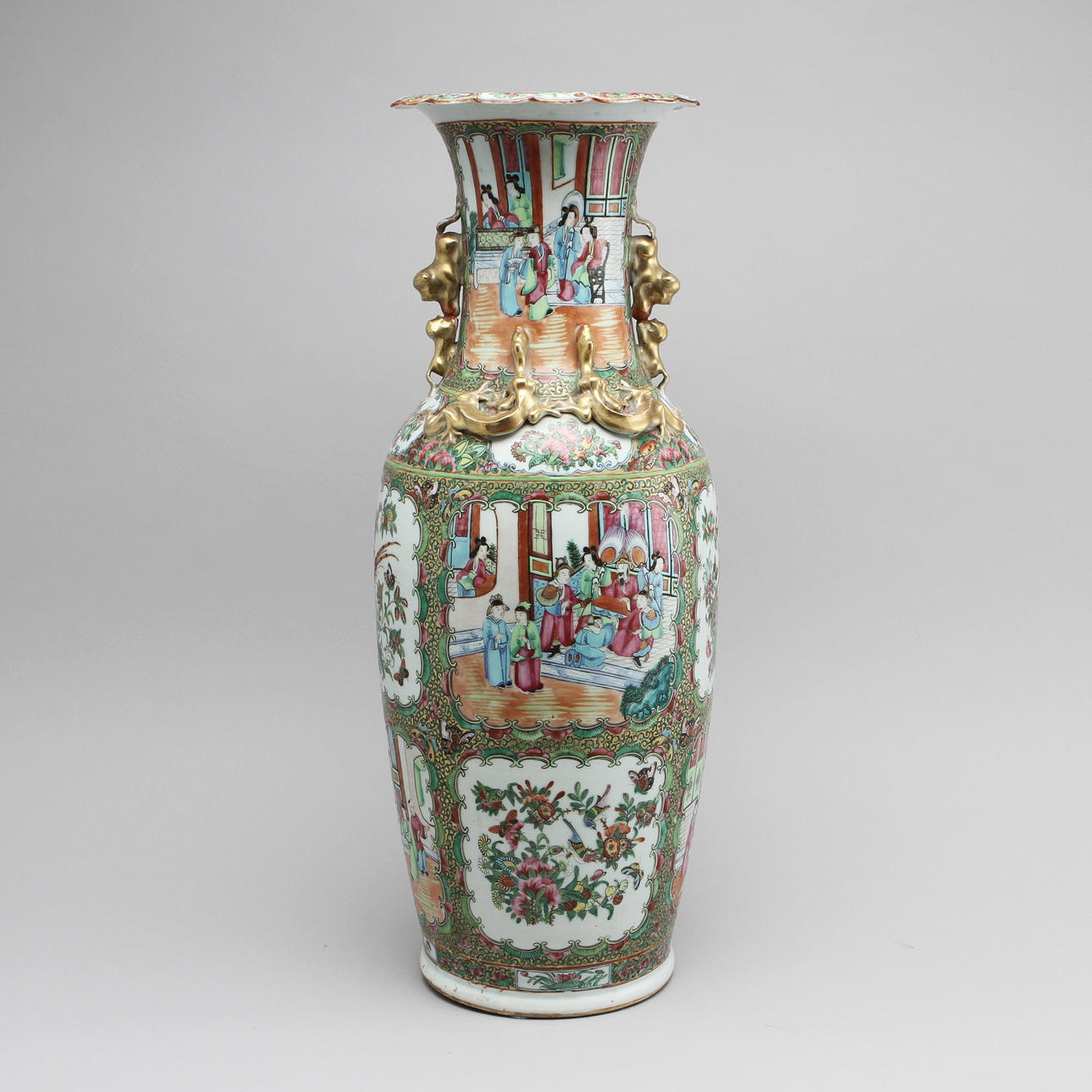 VAS, porslin, Kanton, Kina 1800-tal.