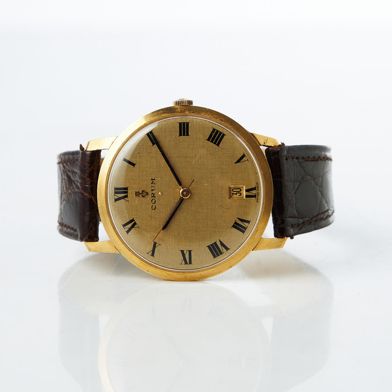 CORUM, wristwatch, 18k gold.