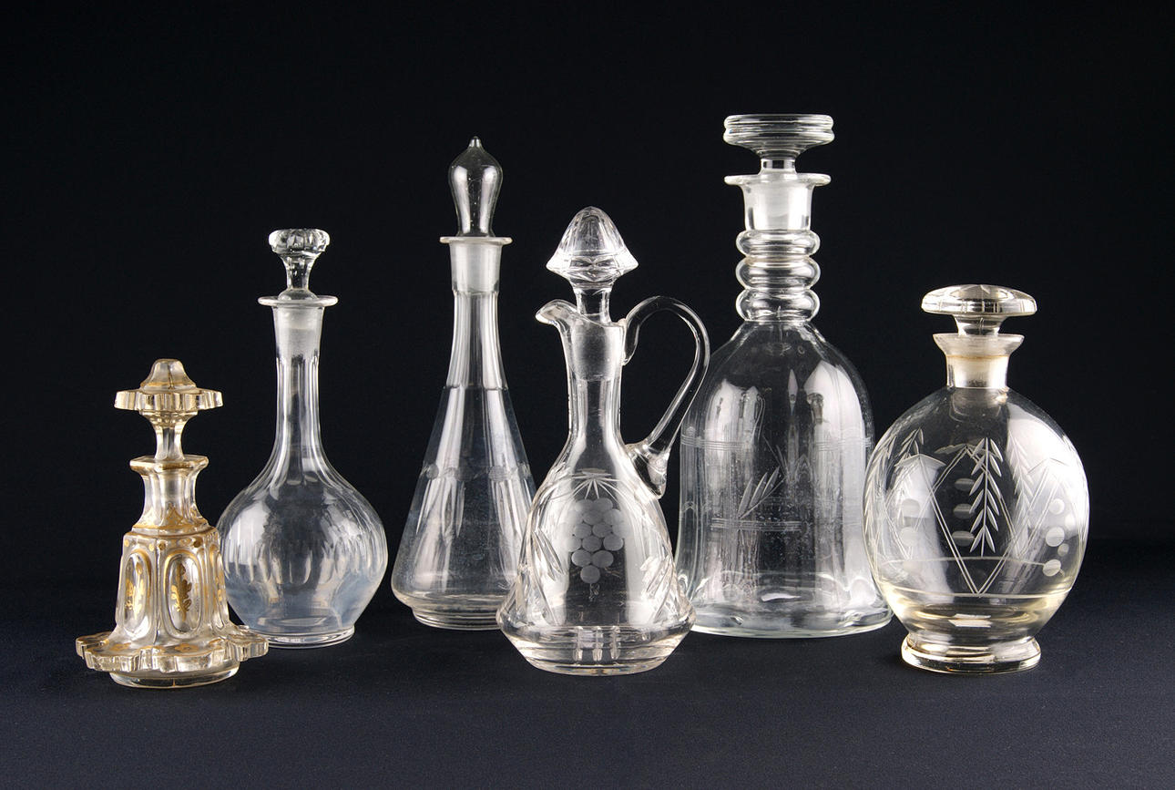KARAFFER, sex stycken, glas, 1900-tal. Tyskland.