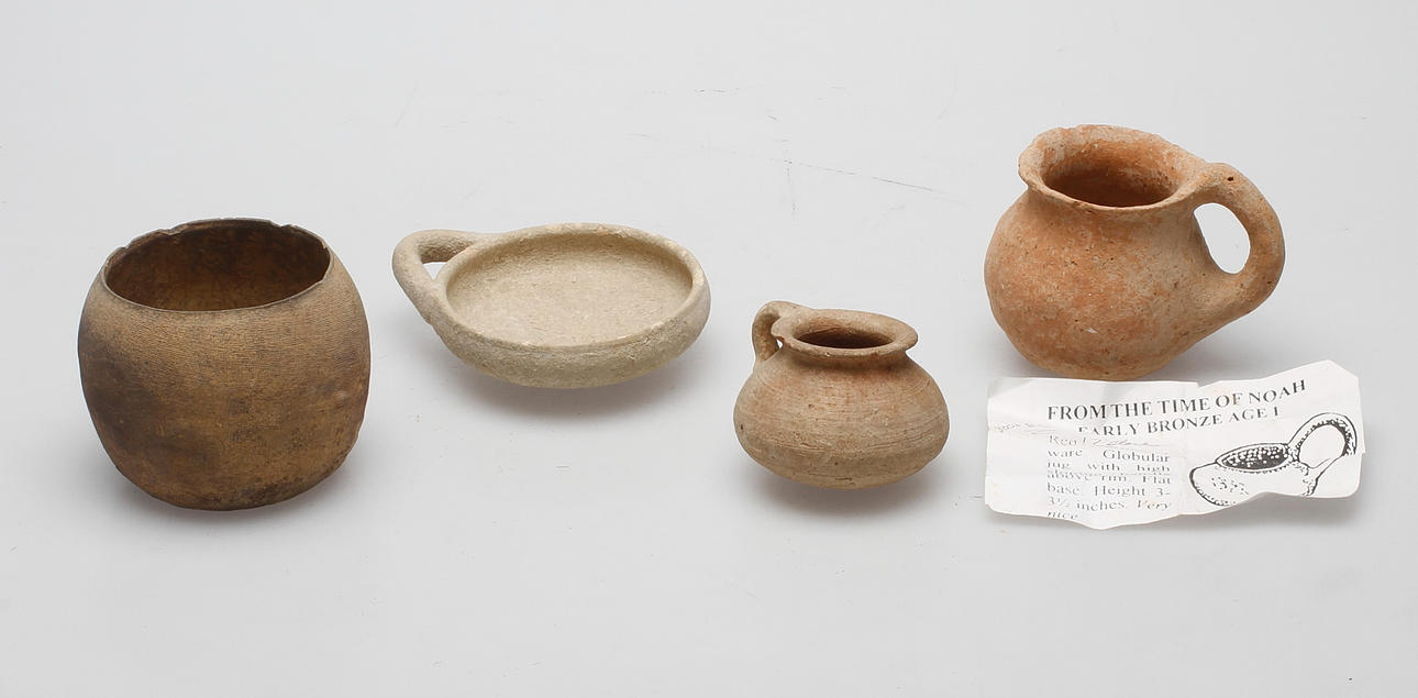 KÄRL, 4 st, antika.