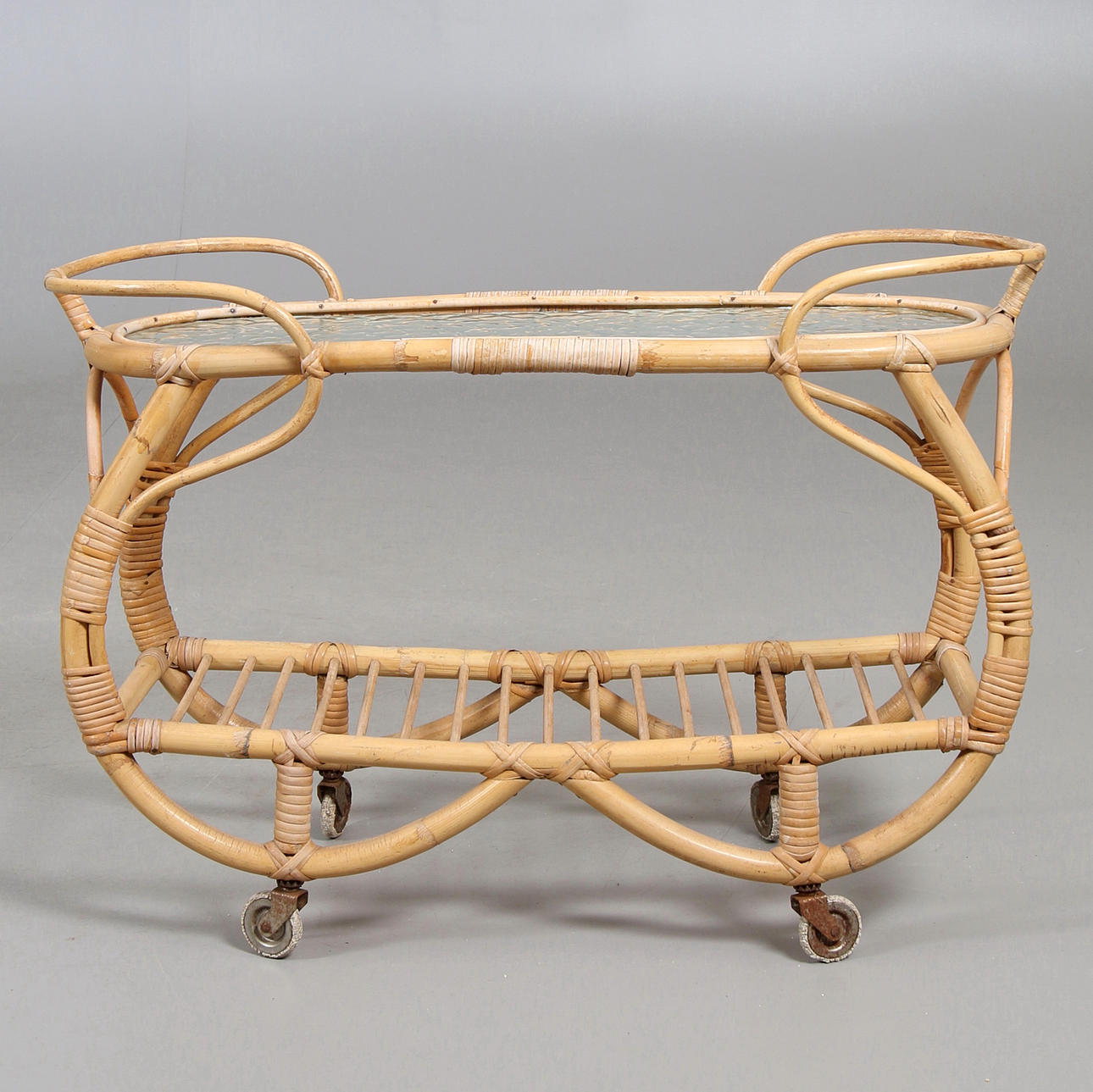 MESA DE FLORES/CARRO, mimbre, bambú, años 60.