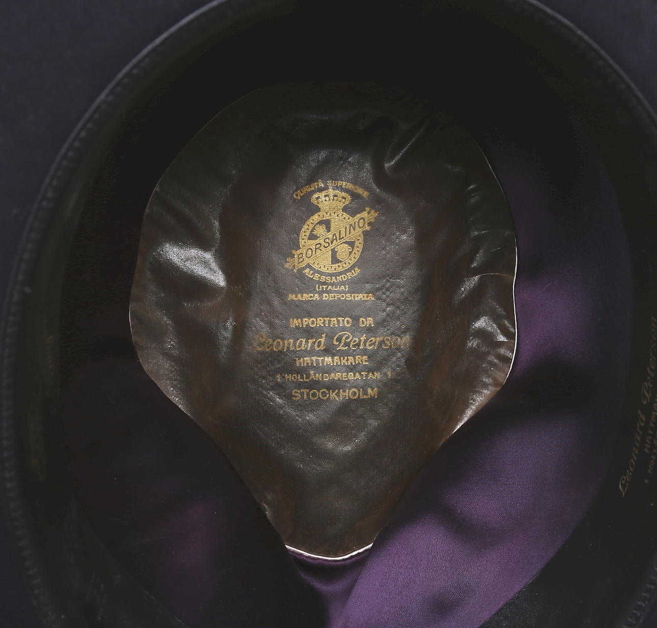 HATT samt VÄSKOR, 2 st.