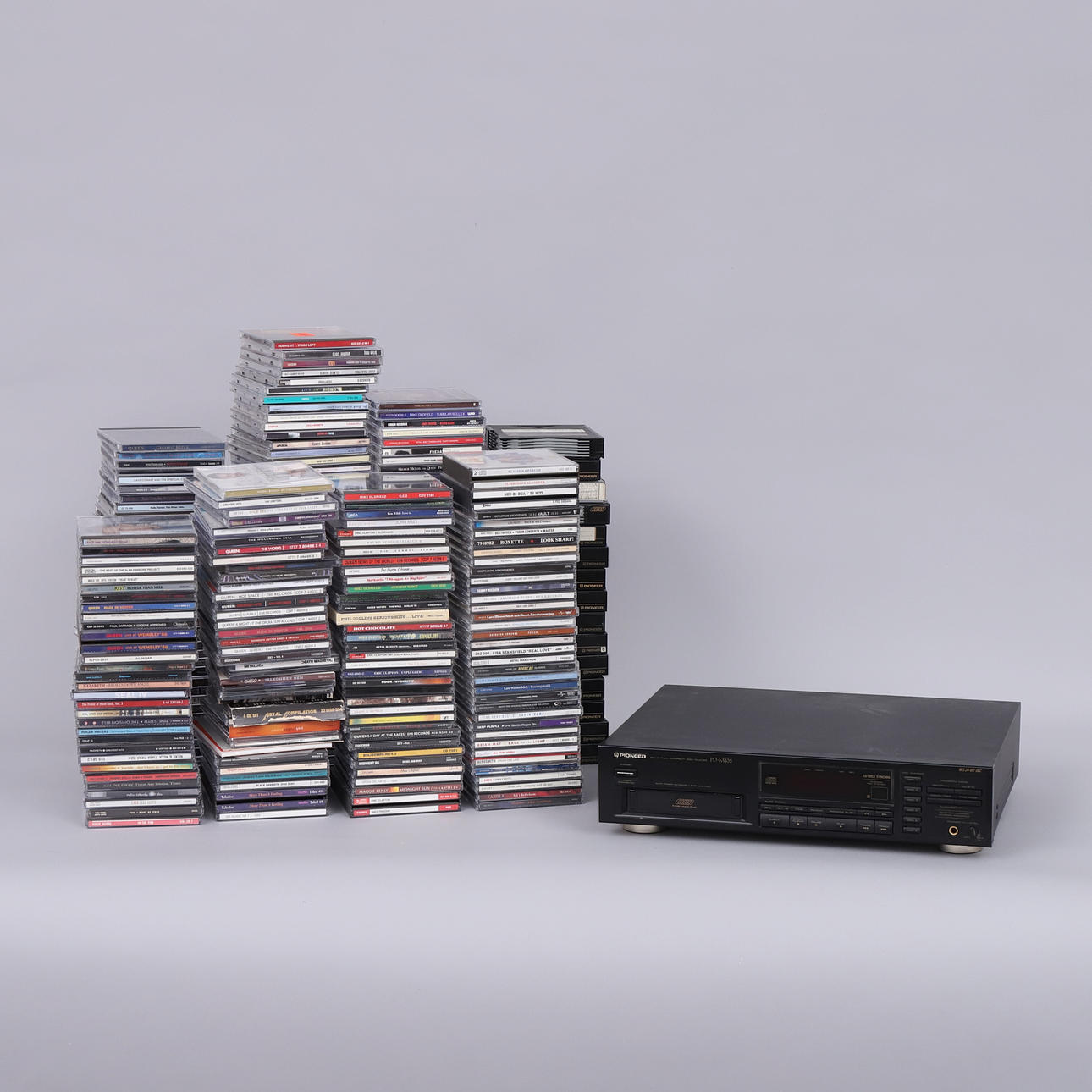 CD-SPIELER und SCHALLPLATTEN, Pioneer, ca. 1990.