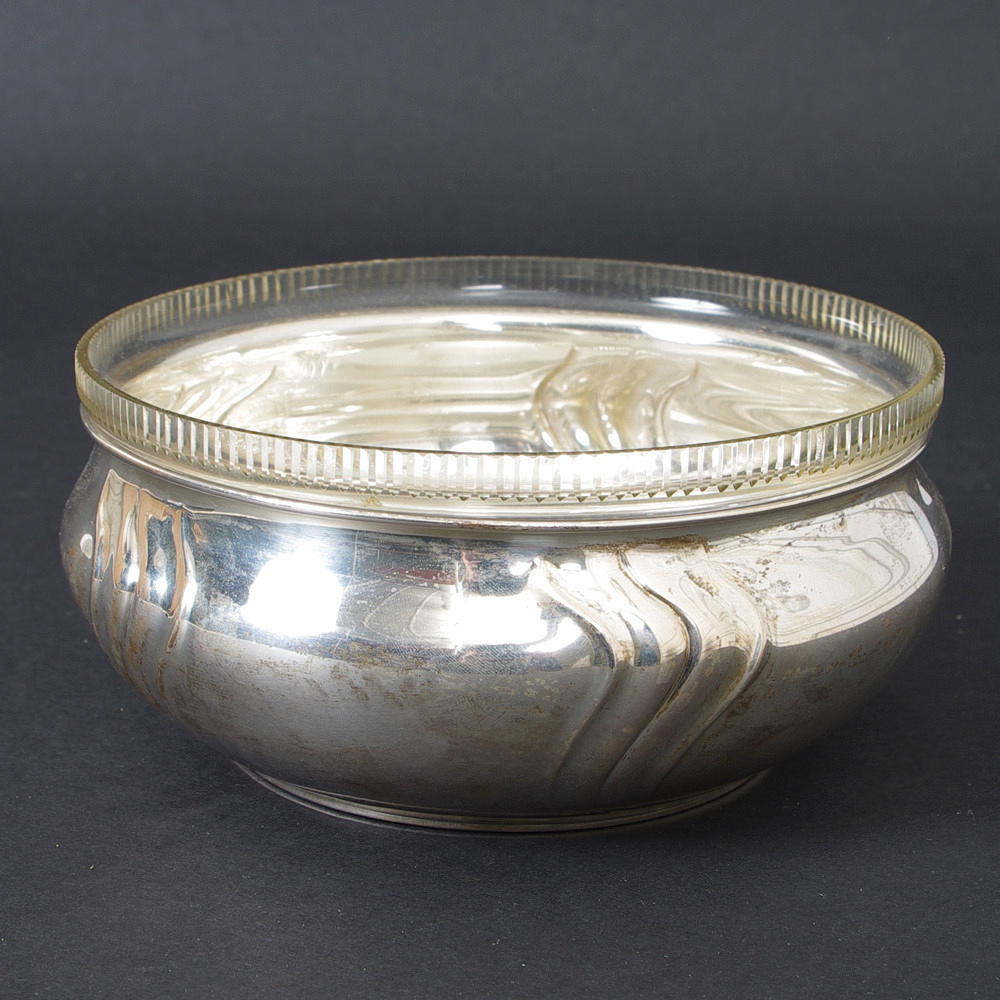 SKÅL, silver med glasinsats.