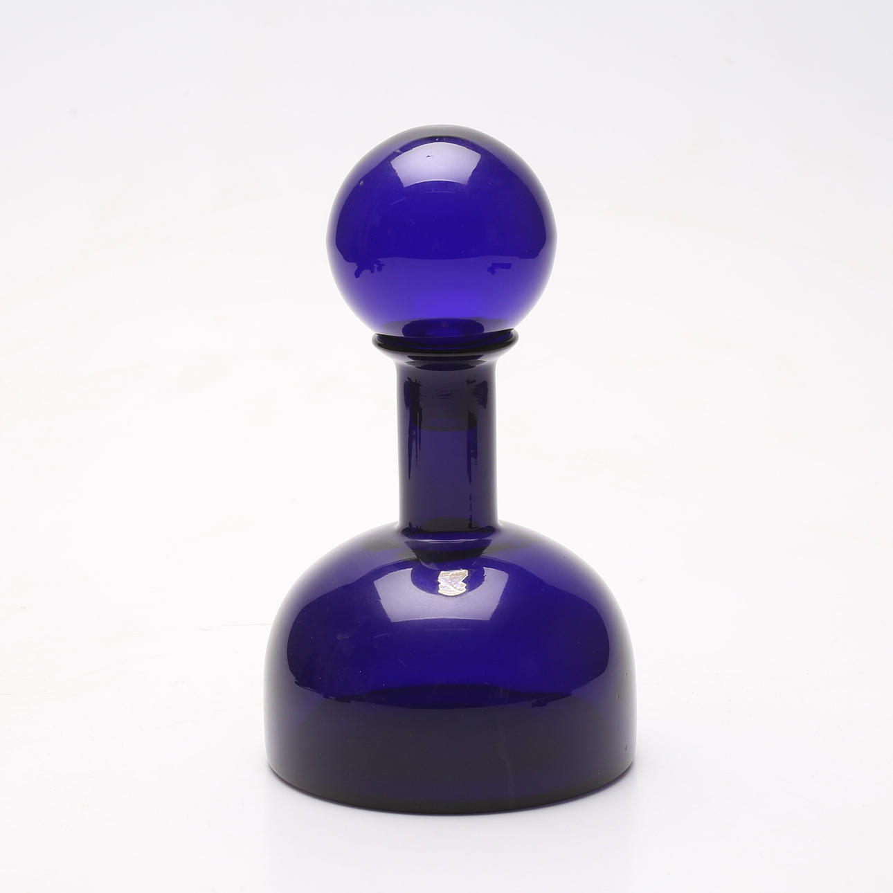 WILLIAM STENBERG. Carafe with ball stopper, Gullaskruf.