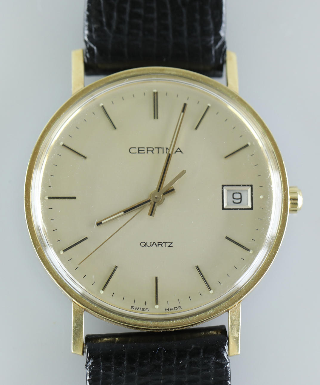 ARMBANDSUR, Certina, guld på stål, Quartz.