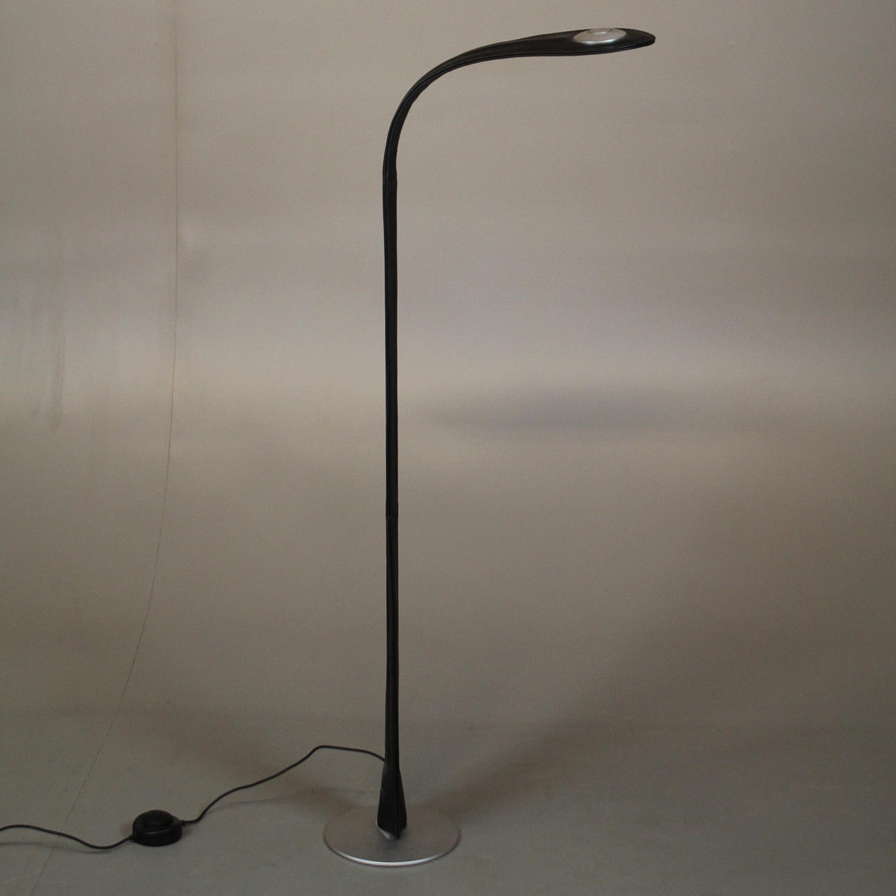 GULVLAMPE, Le Klint "viper", læder.