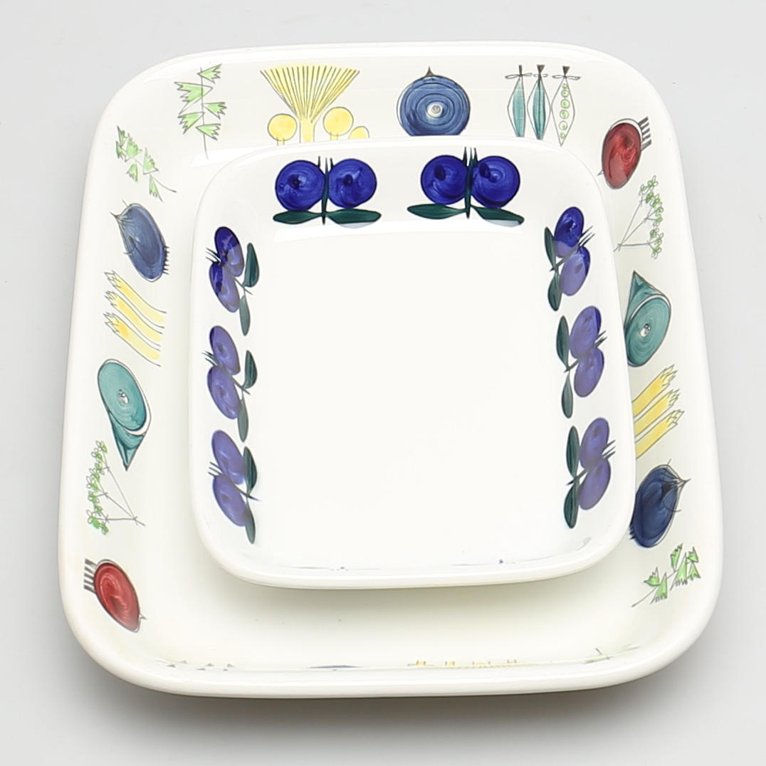 UNGSFORMAR. 2 st. Flintgods. "Picknick" samt "Plommon" Röstrand.