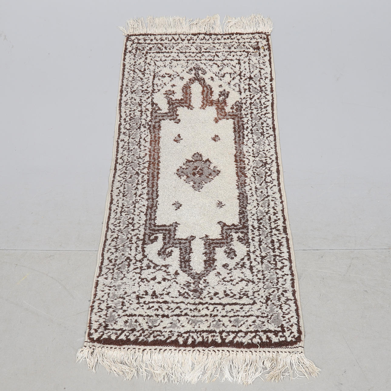 MATTA, Marocko. Ca 129 x 60 cm.