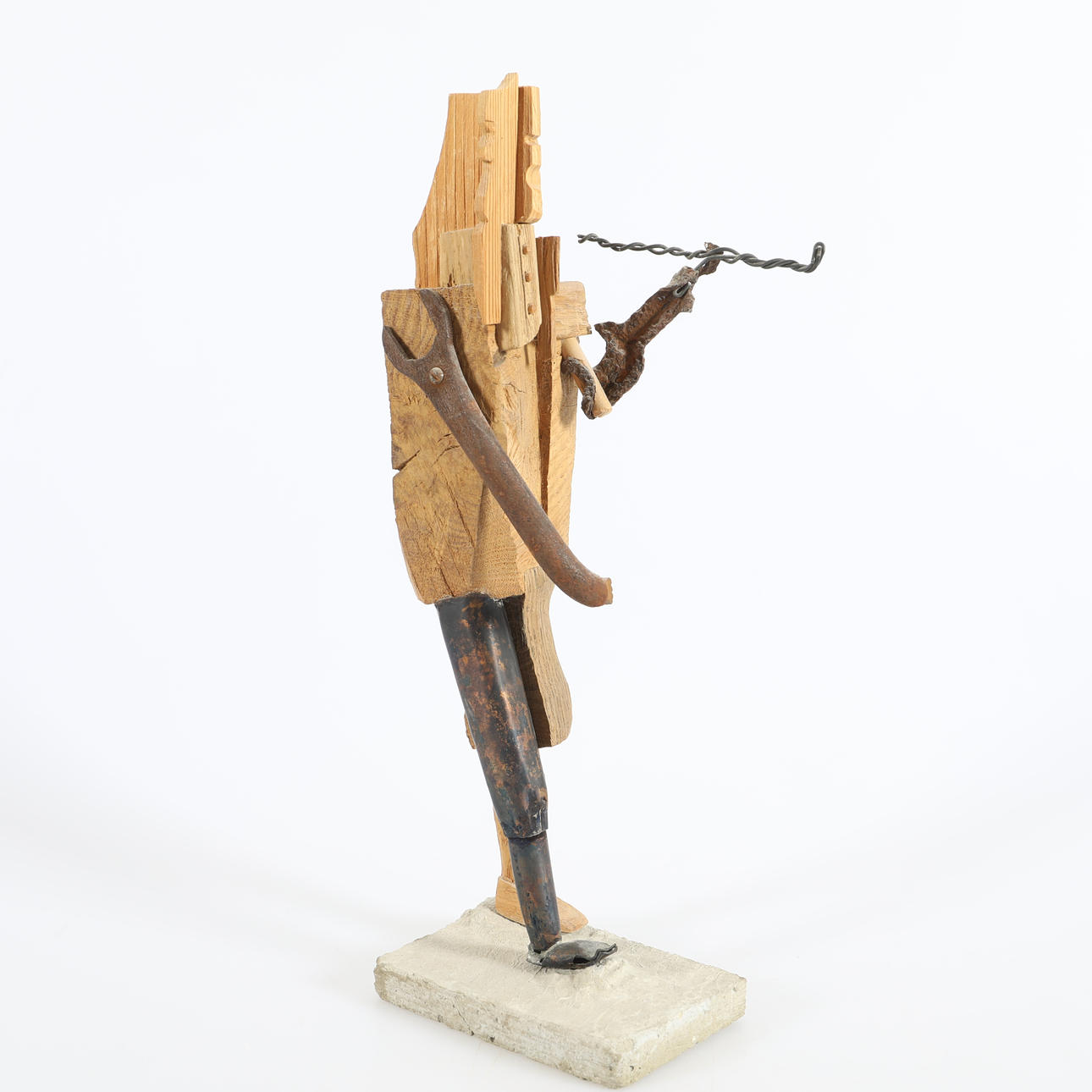 ESCULTURA, madera/metal.