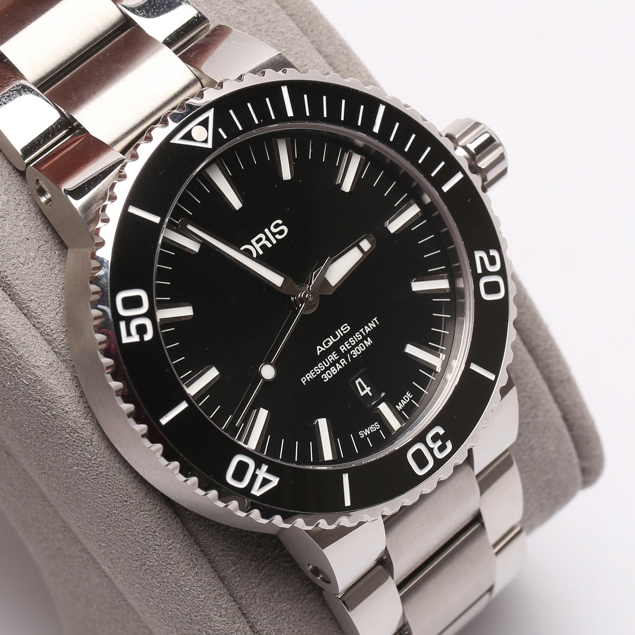 MEN'S BRACELETS, Oris, Aquis, 01 733 7730 4134.