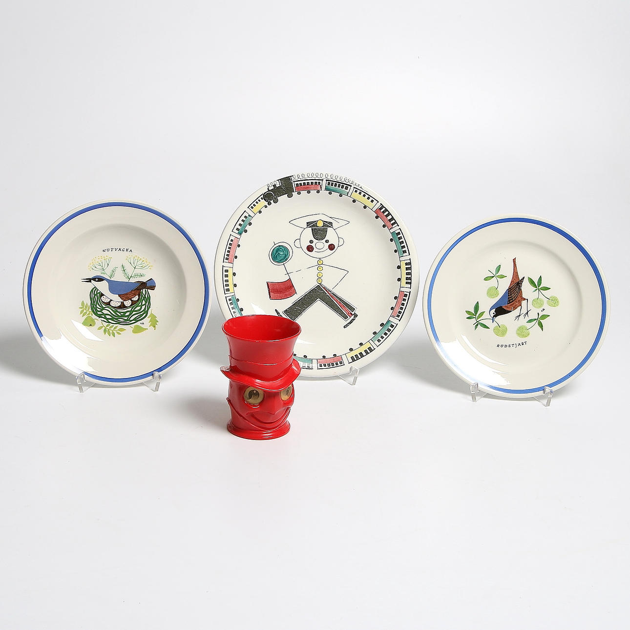 TALLRIKAR, för barn, porslin, bl.a. "Tuff Tuff", Marianne Westman.