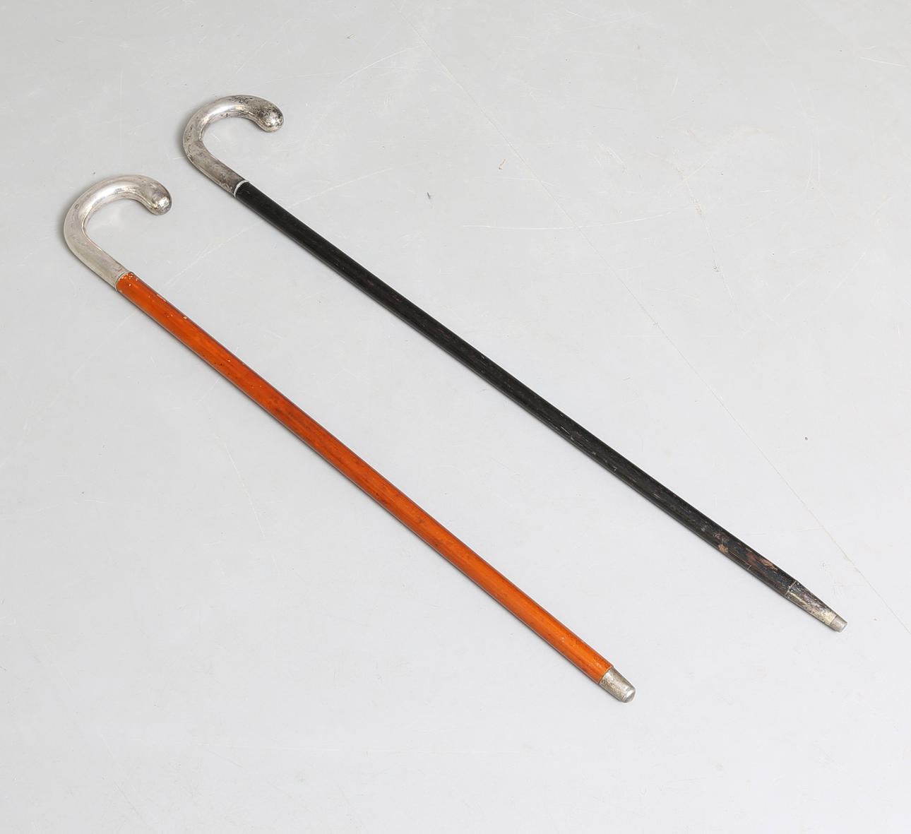 KÄPPAR, 2 st, silverhandtag.