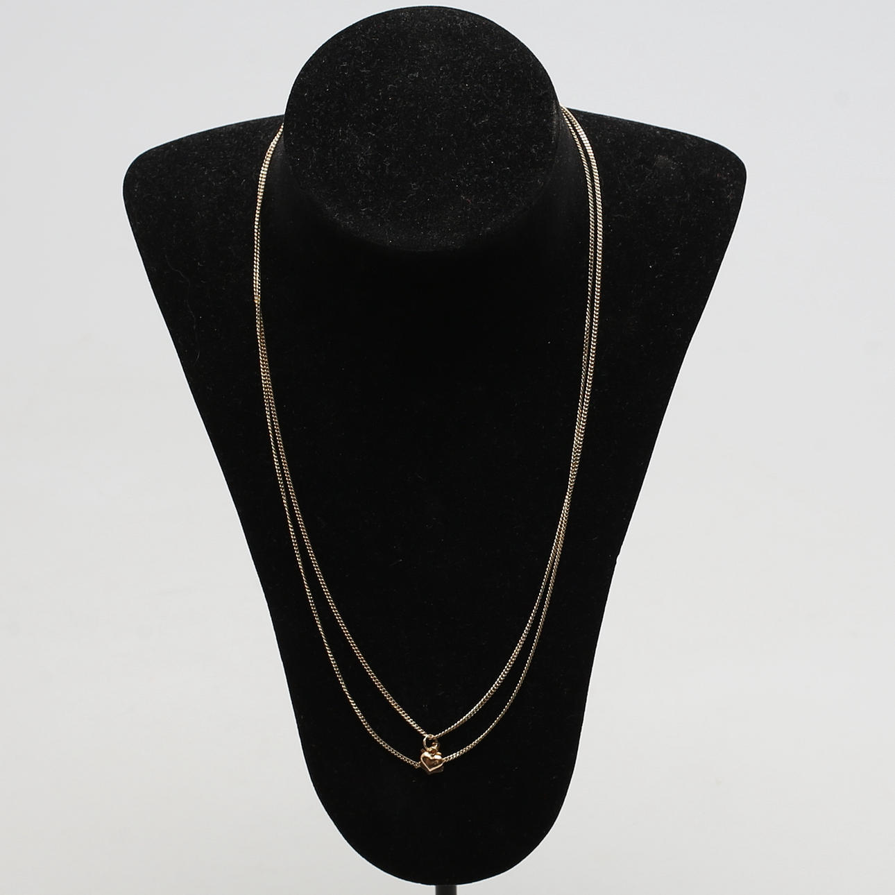 PARTI SMYCKEN. 3 delar. Hänge 18K gulguld. Halslänkar 2 st, Silver.