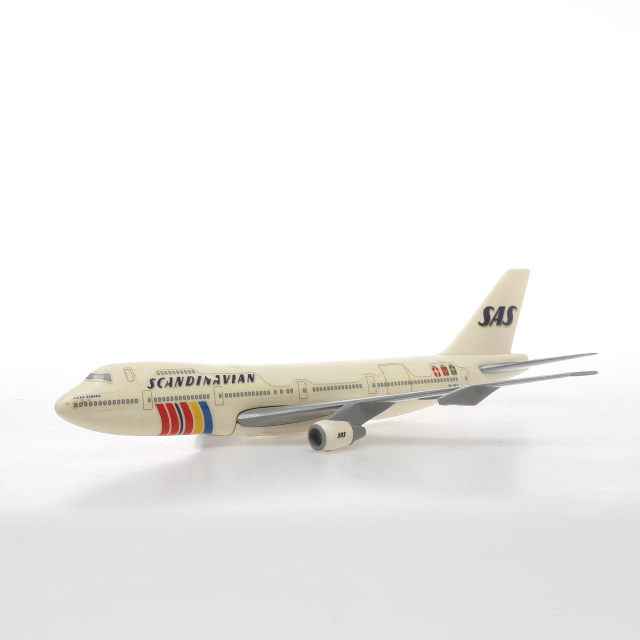 FLYGPLANSMODELL, plast, Boeing 747, Fratelli Cesana, Italien.