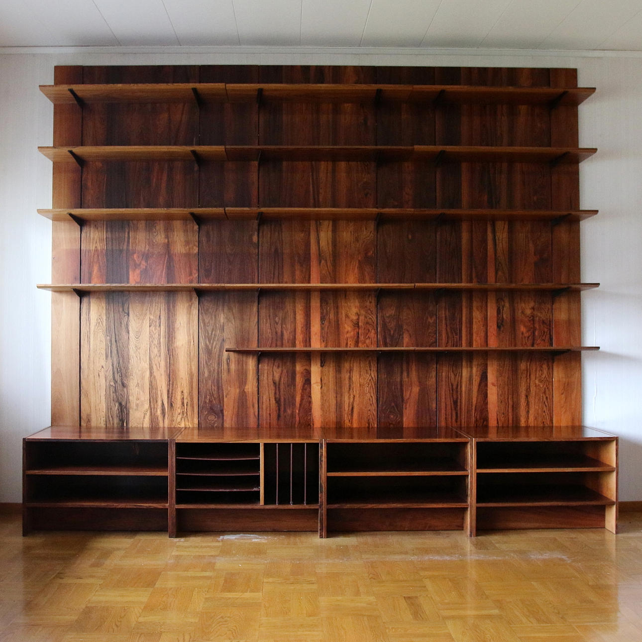 HYLLSYSTEM, jakaranda. 1960/70-tal.