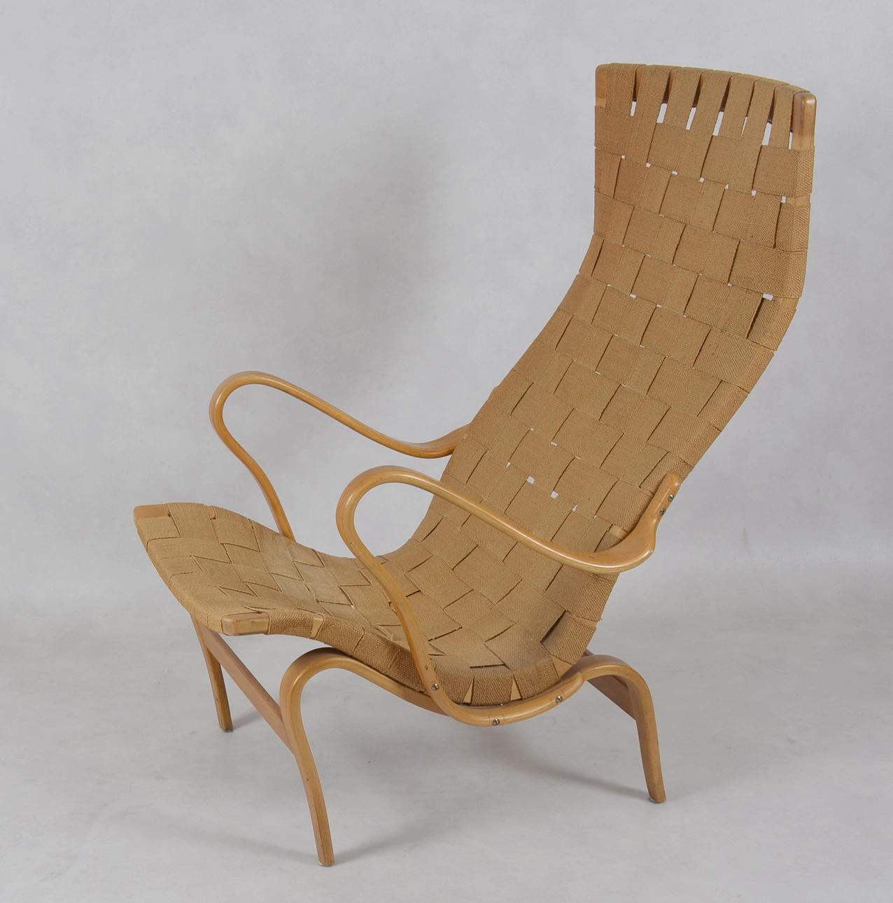 BRUNO MATHSSON. Karmstol, Pernilla.