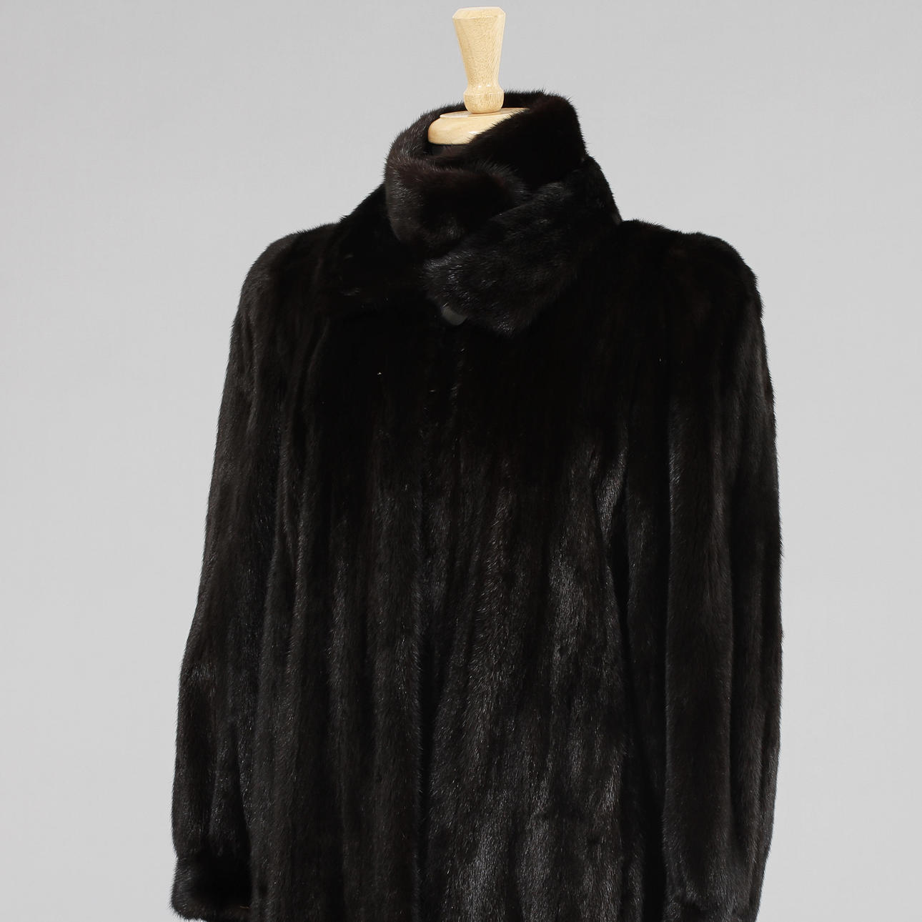 MINKPÄLS, Sagamink.