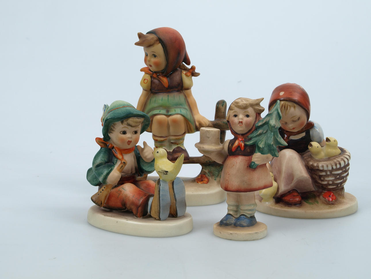 FIGURINER, porslin, 4 stycken, Hummel.