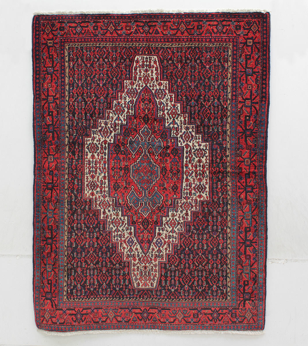 MATTA, Orientalisk, Senneh, 202 x 150 cm.