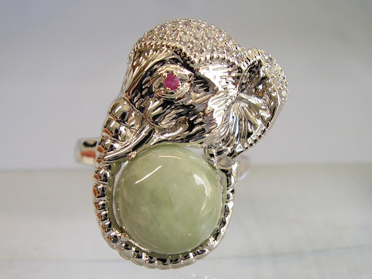 JADE - RUBIN RING ELEFANTEN-RING SILBER 925.