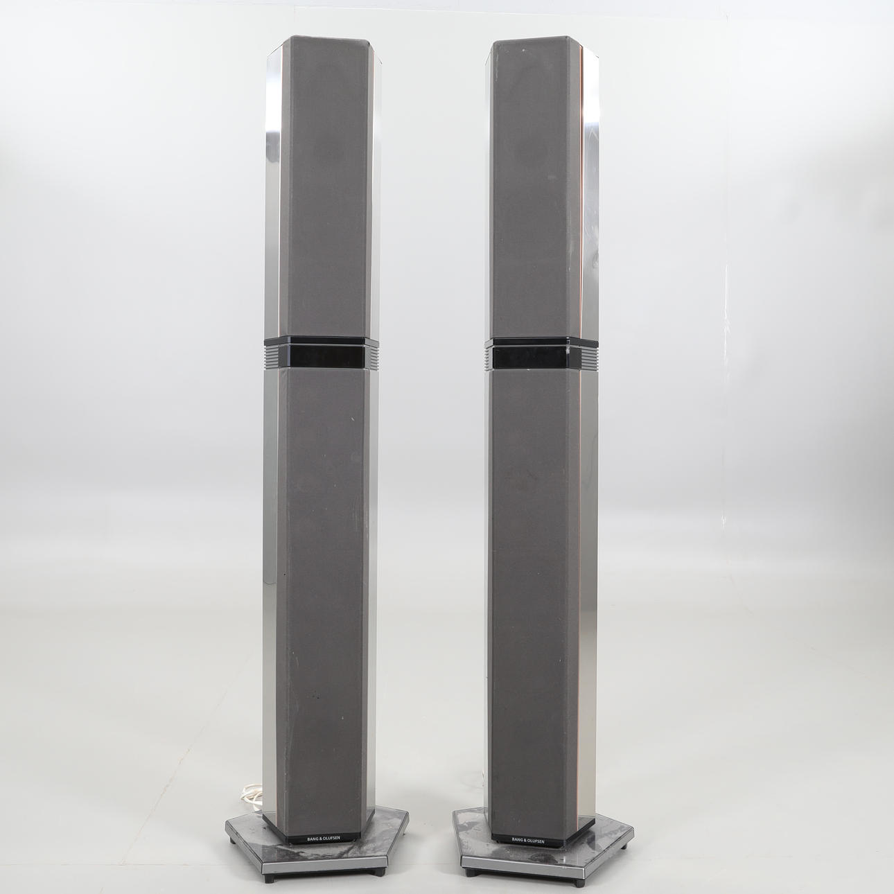 HØJTTALER, 2 stk, type 6611 Bang & Olufsen, 1986.