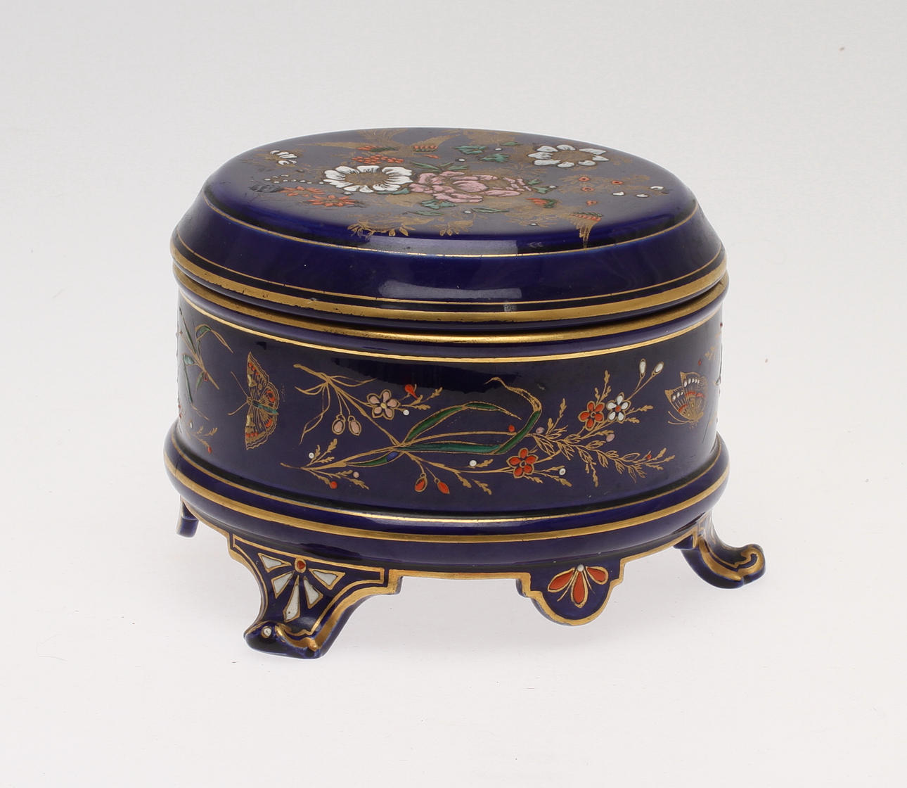 DOSA, med lock, Gustavsberg 1891.