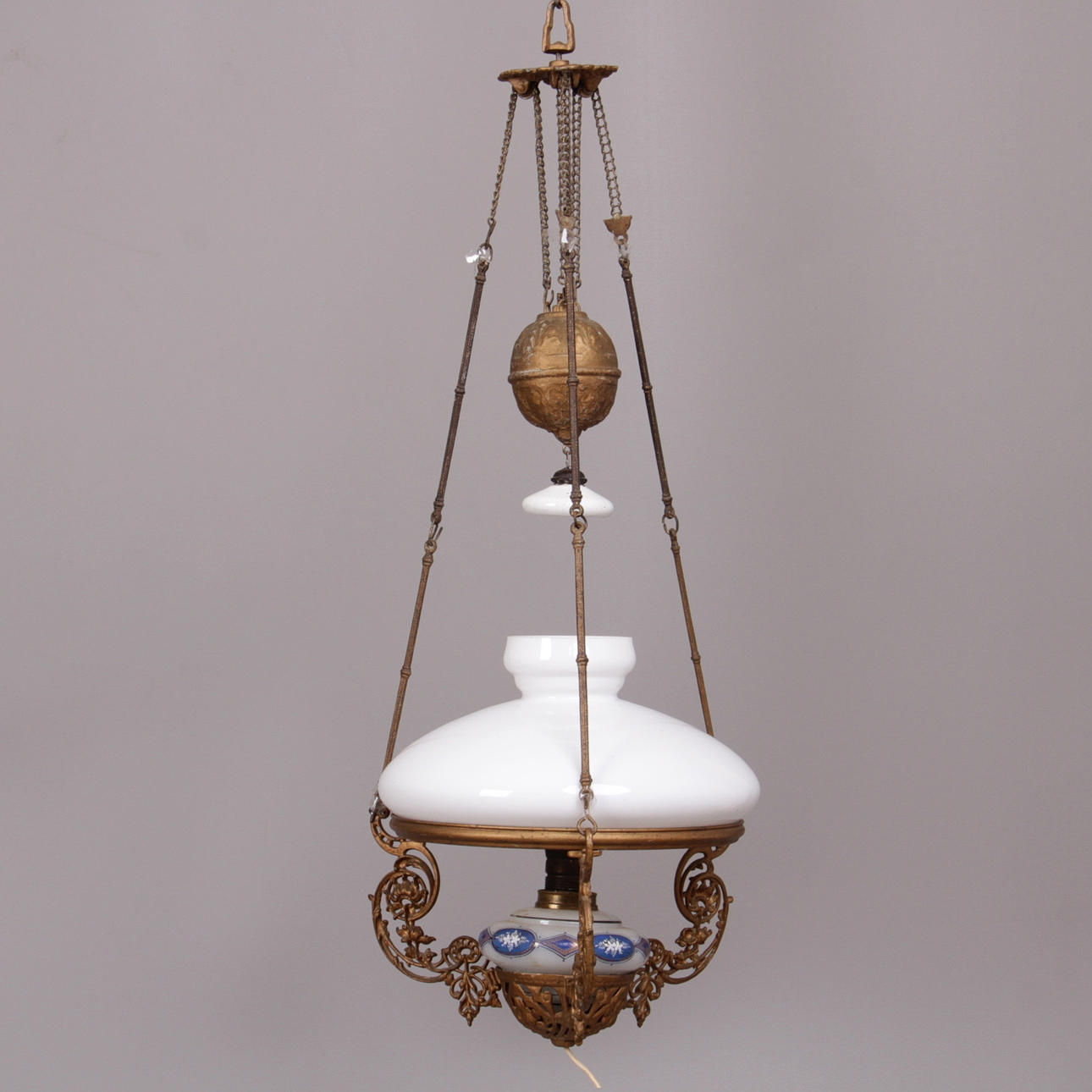 TAKFOTOGENLAMPA, jugend, 1900-talets första kvartal, höjd 80 cm.