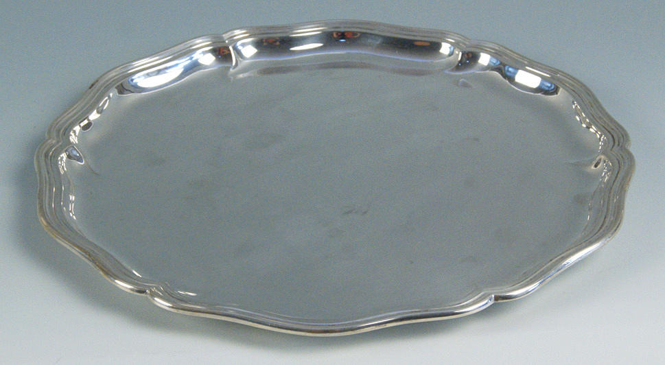 RUND BRICKA, Bremen, Wilkens & Söhne, 1900-tal. Finhetsmärke ”830", mästarens kännetecken samt halvmåne och krona på underkanten.