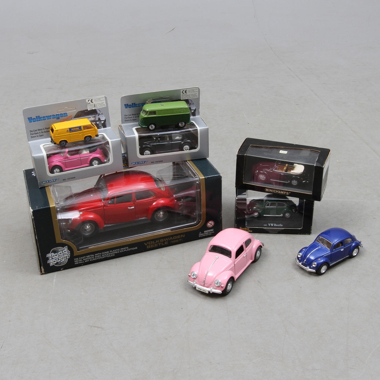 LEKSAKSBILAR, 9 st, Wolkswagen, 1900-talets senare del.