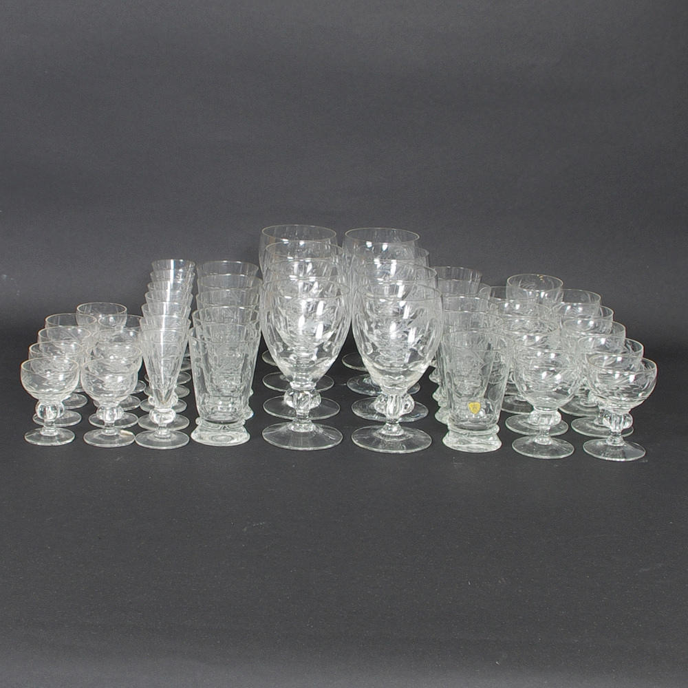 GLASSERVIS, slipad dekor, Trelleborg.