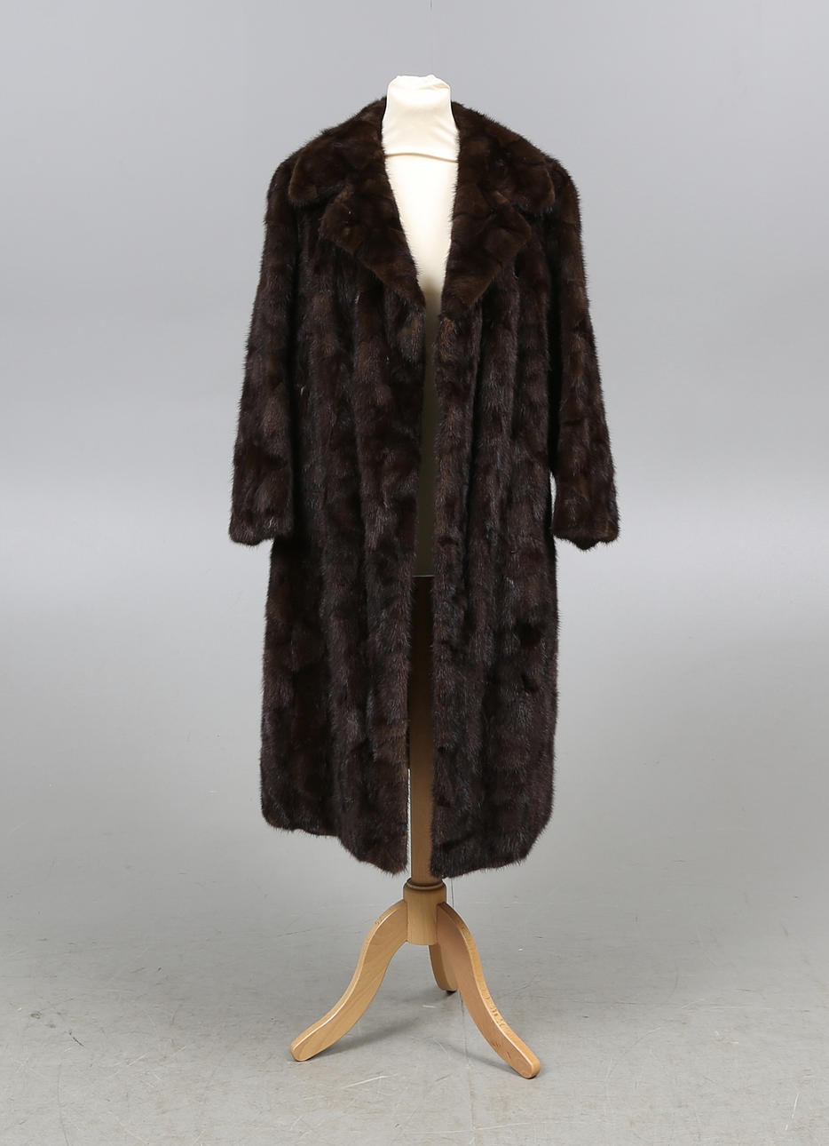 PÄLS, minkbit, Päls Bruno, 1900-tal. Ca. stl. 40.