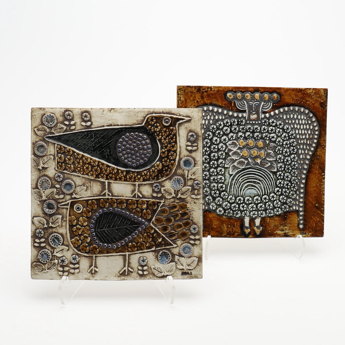 LISA LARSON. VÆGPLATTER, TO STK., GUSTAVSBERG.