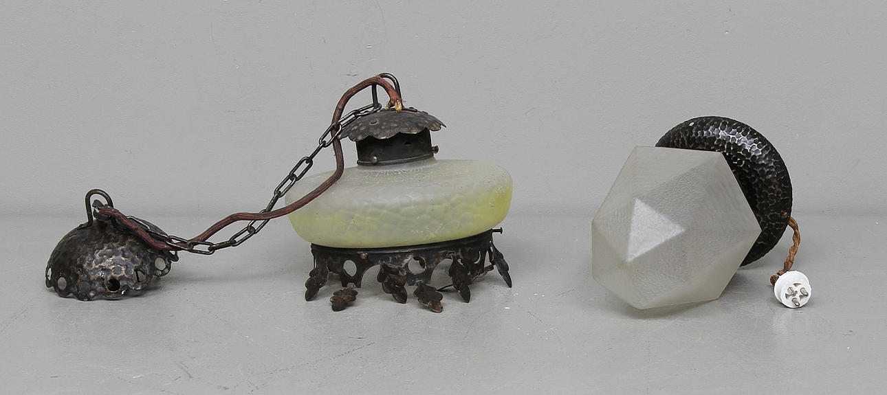 TAKLAMPOR, 2 st, jugend, tidigt 1900-tal.