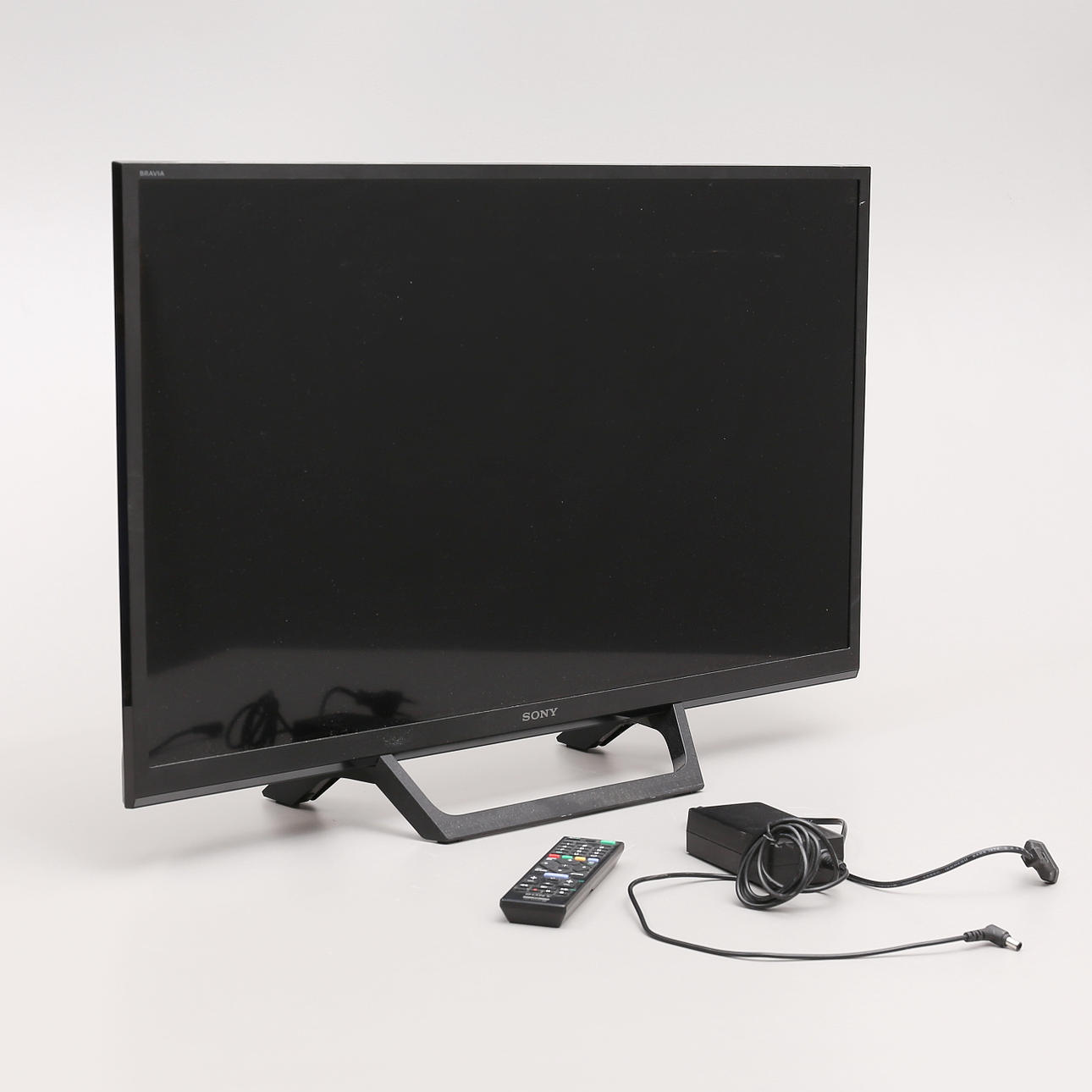 TV, Sony, Model No. KDL-32RE403.